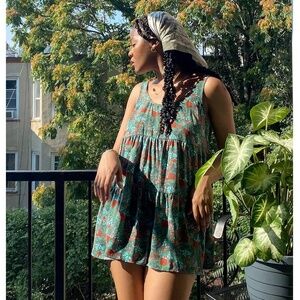 Urban Outfitters Green Floral Print Tiered Mini Dress Tunic Tank, Medium (A3)
